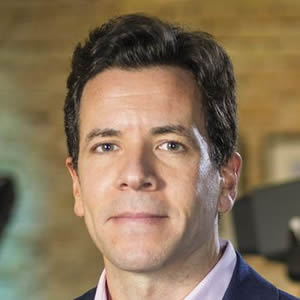 Simon Pitts stv